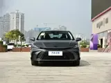 Camry 2026 2.0L Гибрид Лучезарный Передний привод 2