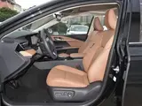 Camry 2026 2.0L Гибрид Люкс Передний привод 4