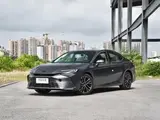 Camry 2026 2.0L Гибрид Лучезарный Передний привод 1