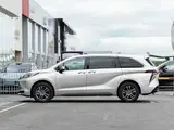 Sienna 2026 2.5L Гибрид Знатный Полный привод 4