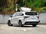 Sienna 2027 2.5L Гибрид Премьер Знатный Передний привод 5