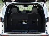 Granvia 2027 2.5L Гибрид Комфорт PLUS Передний привод 12