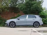 Volkswagen Golf 2026 300TSI 1.5Т R-Line DSG Передний привод 7