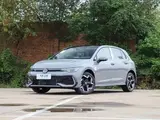 Volkswagen Golf 2026 300TSI 1.5Т R-Line DSG Передний привод 12