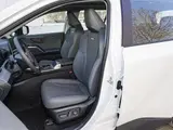 Toyota RAV4 2.0L Люкс Вариатор Передний привод 7