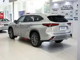 Highlander 2.5L Гибрид Люкс 7-мест Полный привод 3