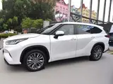 Highlander 2.5L Гибрид Высший 7-мест Полный привод 9
