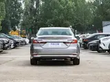 Camry 2.0L Бензин Передний привод 5