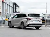 Sienna 2027 2.5L Гибрид Знатный Полный привод 4