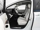 Sienna 2027 2.5L Гибрид Знатный Полный привод 8