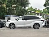 Sienna 2027 2.5L Гибрид Платинум Передний привод 4