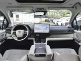 Sienna 2027 2.5L Гибрид Платинум Передний привод 8