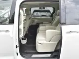 Sienna 2027 2.5L Гибрид Платинум Передний привод 11