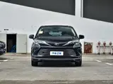 Sienna 2027 2.5L Гибрид Высший Передний привод 2