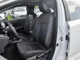 Toyota Corolla 1.8L Гибрид Флагман Вариатор Передний привод 9