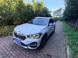 X1 2022款 sDrive20Li 时尚型 1.5T 自动 前置前驱 5