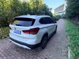 X1 2022款 sDrive20Li 时尚型 1.5T 自动 前置前驱 1
