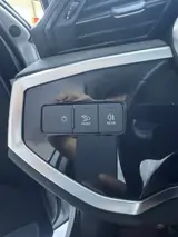 Audi Q3, 2022 модельного года, 35 TFSI, комплектация «Fashion» (спортивная) 18
