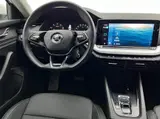 Skoda Octavia PRO 2022 TSI280 Prestige Edition 1.4T АКПП Передний привод 2