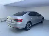 Skoda Superb 2023 Рестайлинг TSI280 DSG Prestige Edition 1.4T АКПП Передний привод 4