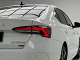 Skoda Octavia PRO 2023 Рестайлинг TSI280 Prestige Edition 1.4T АКПП Передний привод 5