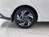 Hyundai Elantra 2023 1.5L CVT GLX 16