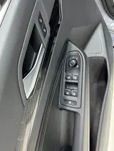 大众高尔夫2023款改款280TSI DSG R-Line lite 10