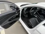 伊兰特2022款1.5L CVT GLX精英版 13
