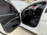Hyundai Elantra, 2022 модельного года, 1.5L CVT LUX, комплектация «Люкс» 8