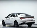 现代 伊兰特 2022款 1.5L CVT LUX尊贵版 国VI 11