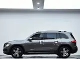 GLB 2020款 GLB 180 动感型 1.3T 自动 前置前驱 8