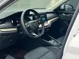 Skoda Octavia PRO 2022 TSI280 Luxury Edition 1.4T АКПП Передний привод 20