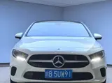 A级 2022款 A 180 L 运动轿车 1.3T 自动 前置前驱 12