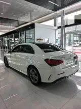 Mercedes-Benz A 180 L 6