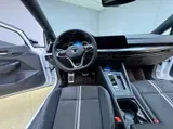 Golf 2023 280TSI DSG R-Line 1.4T АКПП Передний привод 18