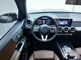 GLB 2020款 GLB 180 动感型 1.3T 自动 前置前驱 17
