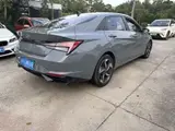 伊兰特 2022款 1.5L CVT LUX尊贵版 1.5L 自动 前置前驱 5
