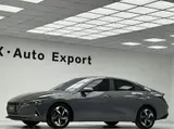 Hyundai Elantra 2022 240TGDi DCT LUX Premium Edition 1.4T Automatic FWD 4