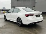 Skoda Octavia PRO 2022 TSI280 Luxury Edition 1.4T АКПП Передний привод 10