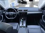 Skoda Superb 2022 TSI280 DSG Prestige Edition 1.4T АКПП Передний привод 3
