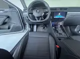 Skoda Superb 2023 Рестайлинг TSI280 DSG Prestige Edition 1.4T АКПП Передний привод 2