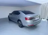 Skoda Superb 2023 Рестайлинг TSI280 DSG Prestige Edition 1.4T АКПП Передний привод 12