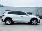 BMW X1 2023 sDrive20Li X Design-пакет 1.5T АКПП Передний привод 3