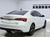 Skoda Octavia PRO 2022 TSI280 Luxury Edition 1.4T АКПП Передний привод 6