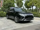 三菱欧蓝德 2021款 改款 2.0L 两驱畅行版 5座 2.0L 自动 前置前驱 2