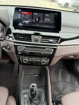 宝马X1 2022款 20i 时尚型 2.0T 自动 前置前驱 8