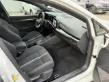 Volkswagen Golf, 2021 модельный год, комплектация R-Line, 1.4T, DCT (роботизированная КПП с двойным сцеплением), передний привод 2