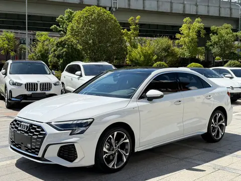 Audi A3L Limousine, 2022 модельного года, 35 TFSI, комплектация Люкс-спортивная