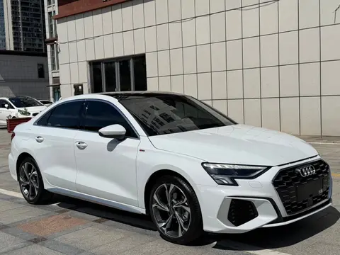 Audi A3L Limousine, 2022 модельного года, 35 TFSI, комплектация Люкс-спортивная