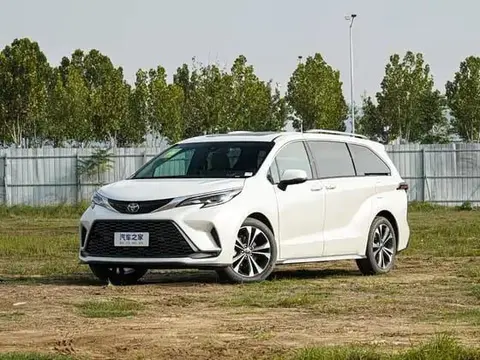 Granvia 2026 2.5L Гибрид Премиум ULTRA Передний привод